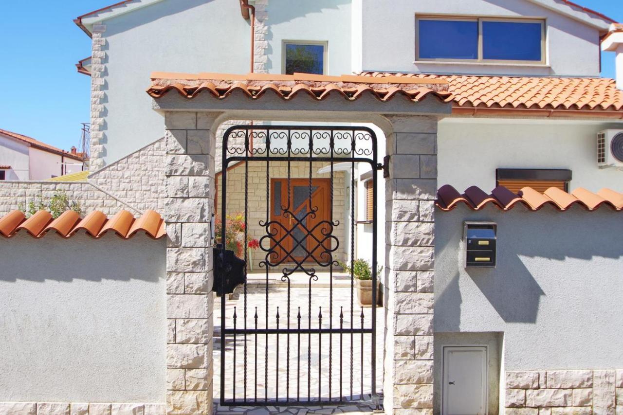 Apartment Ana PUY Exterior foto